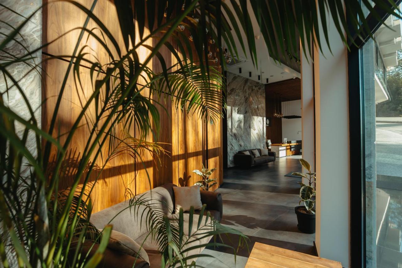 Capo Verde Hotel Batumi Esterno foto