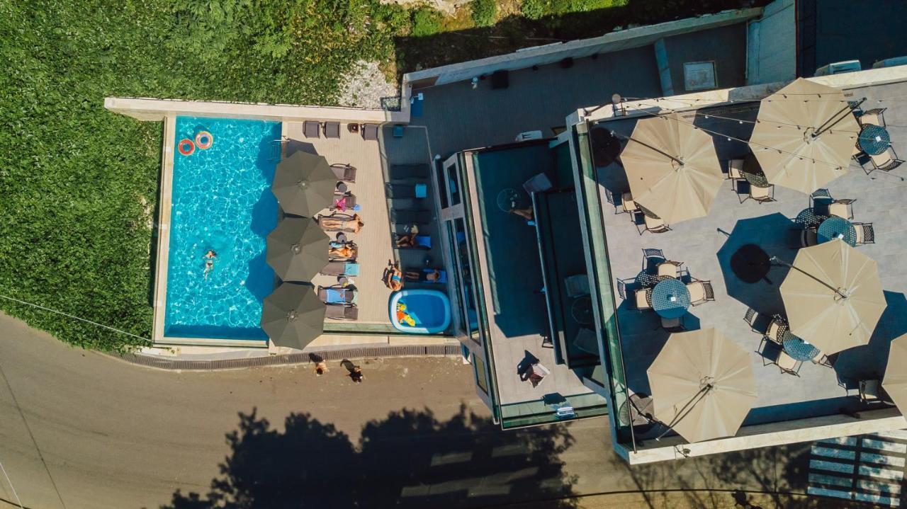 Capo Verde Hotel Batumi Esterno foto